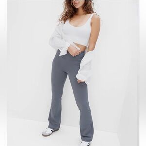 Gap Fit Steel Blue Grey Studio Sky High Flare Yoga Pants Size Medium